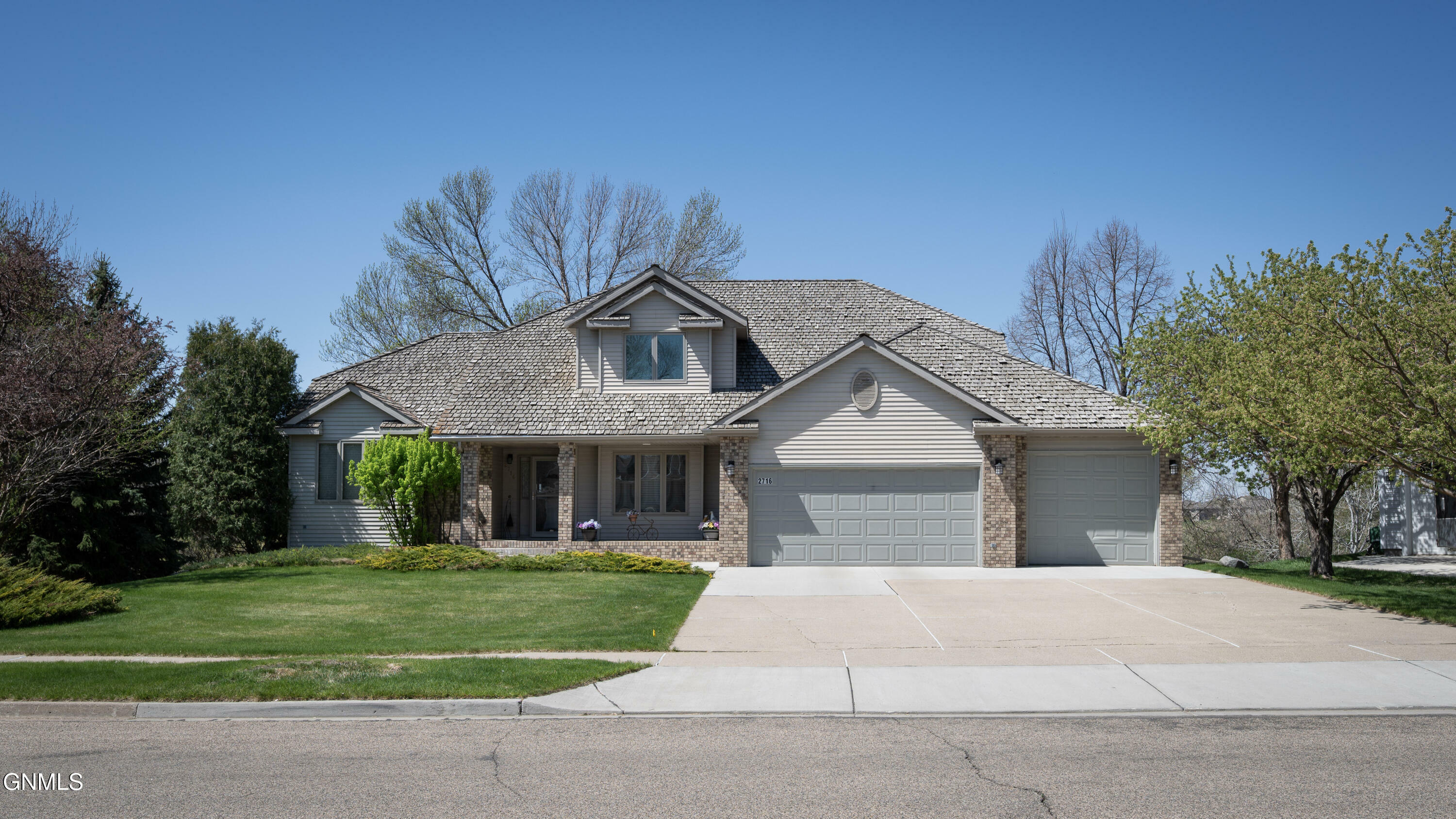 2716 Domino Drive  Bismarck ND 58503 photo