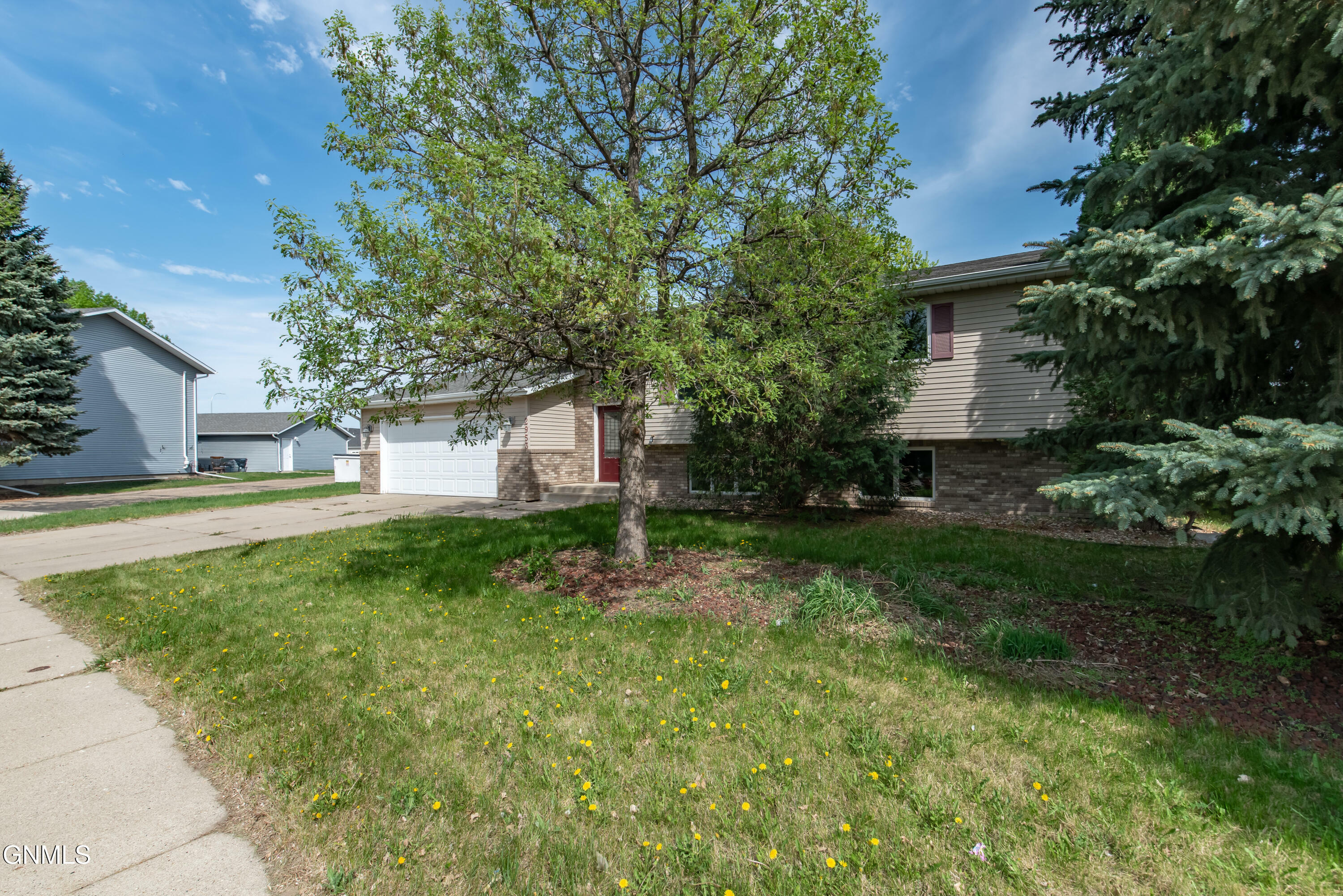 Property Photo: 2953 Warwick Loop ND 58504