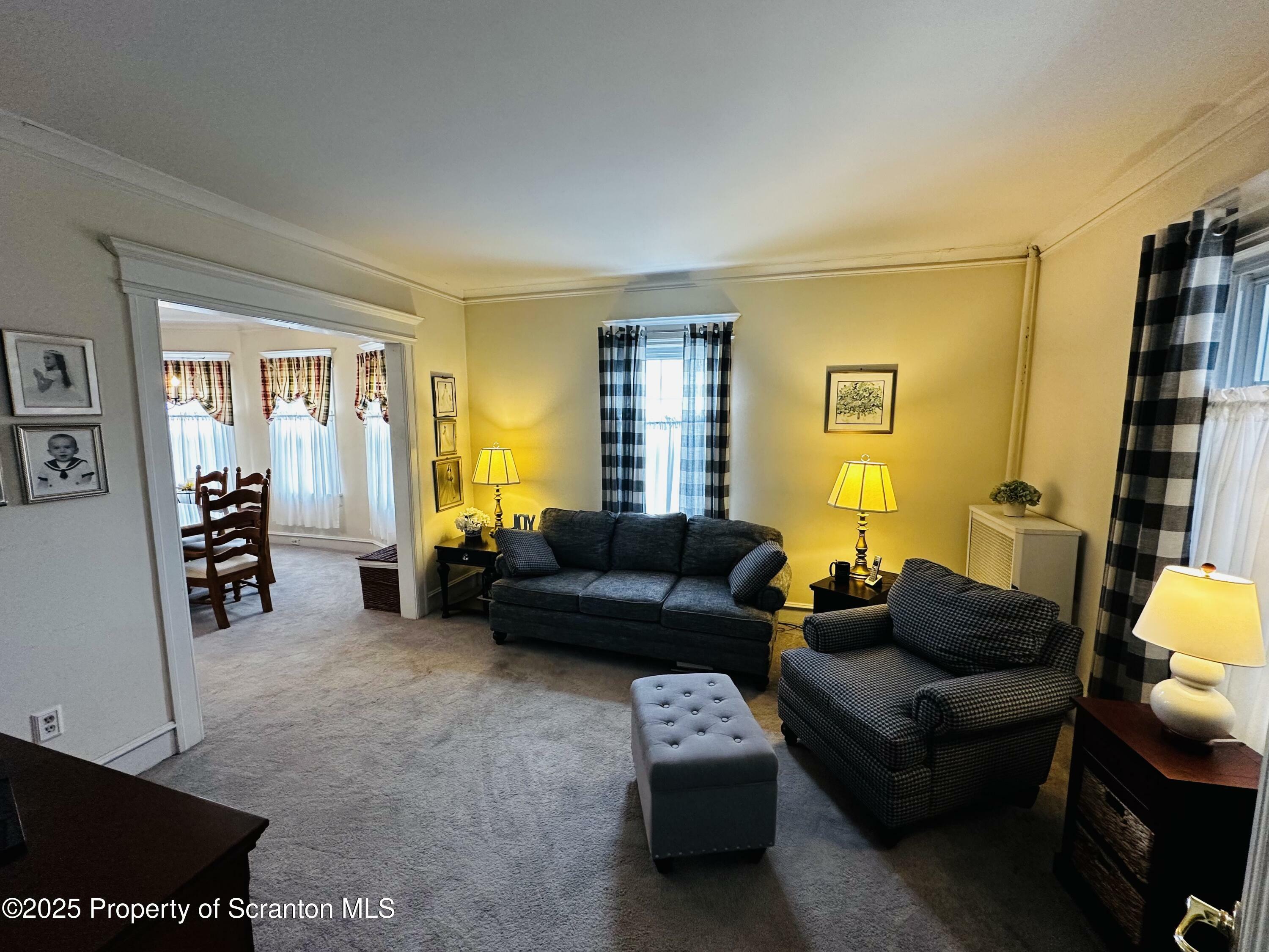 Property Photo: 910 Hickory Street PA 18505