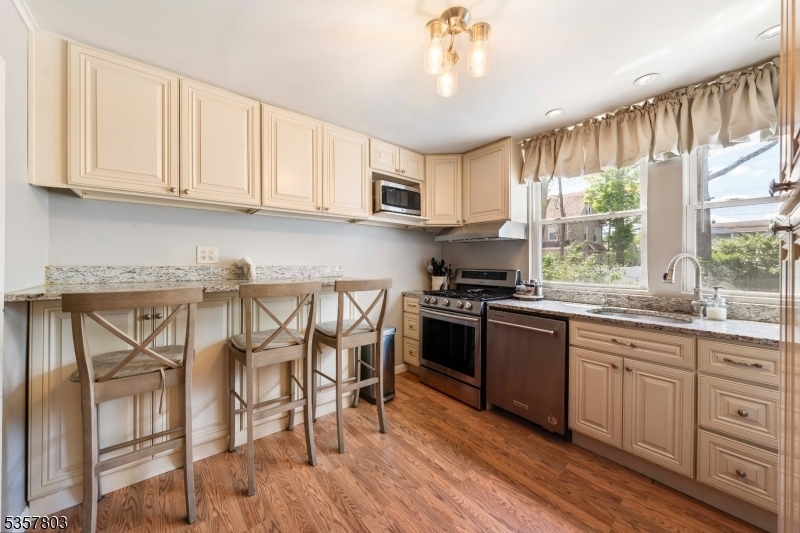 Property Photo: 632 Floral Ave NJ 07208