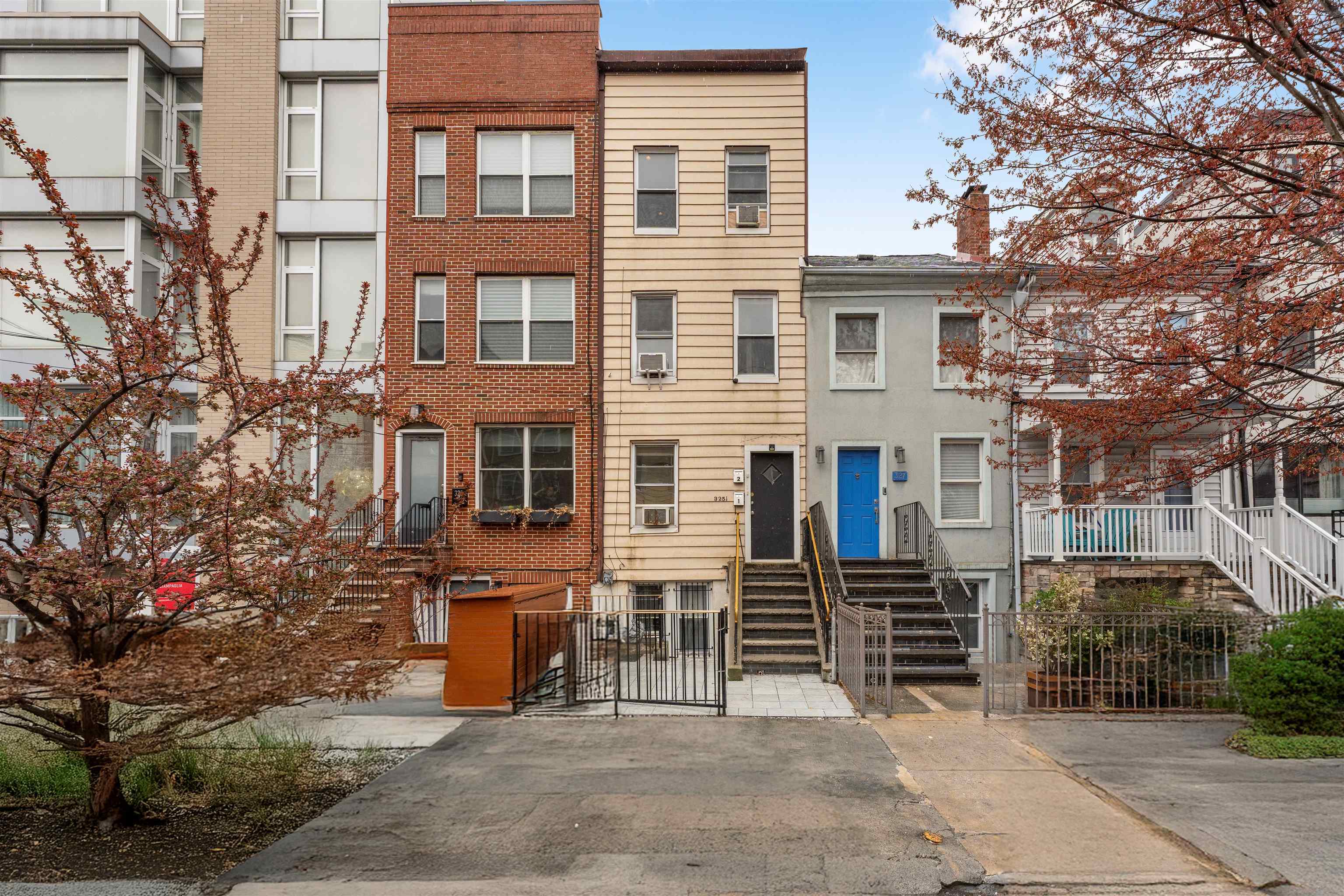 Property Photo: 325.5 4th St 2 NJ 07302