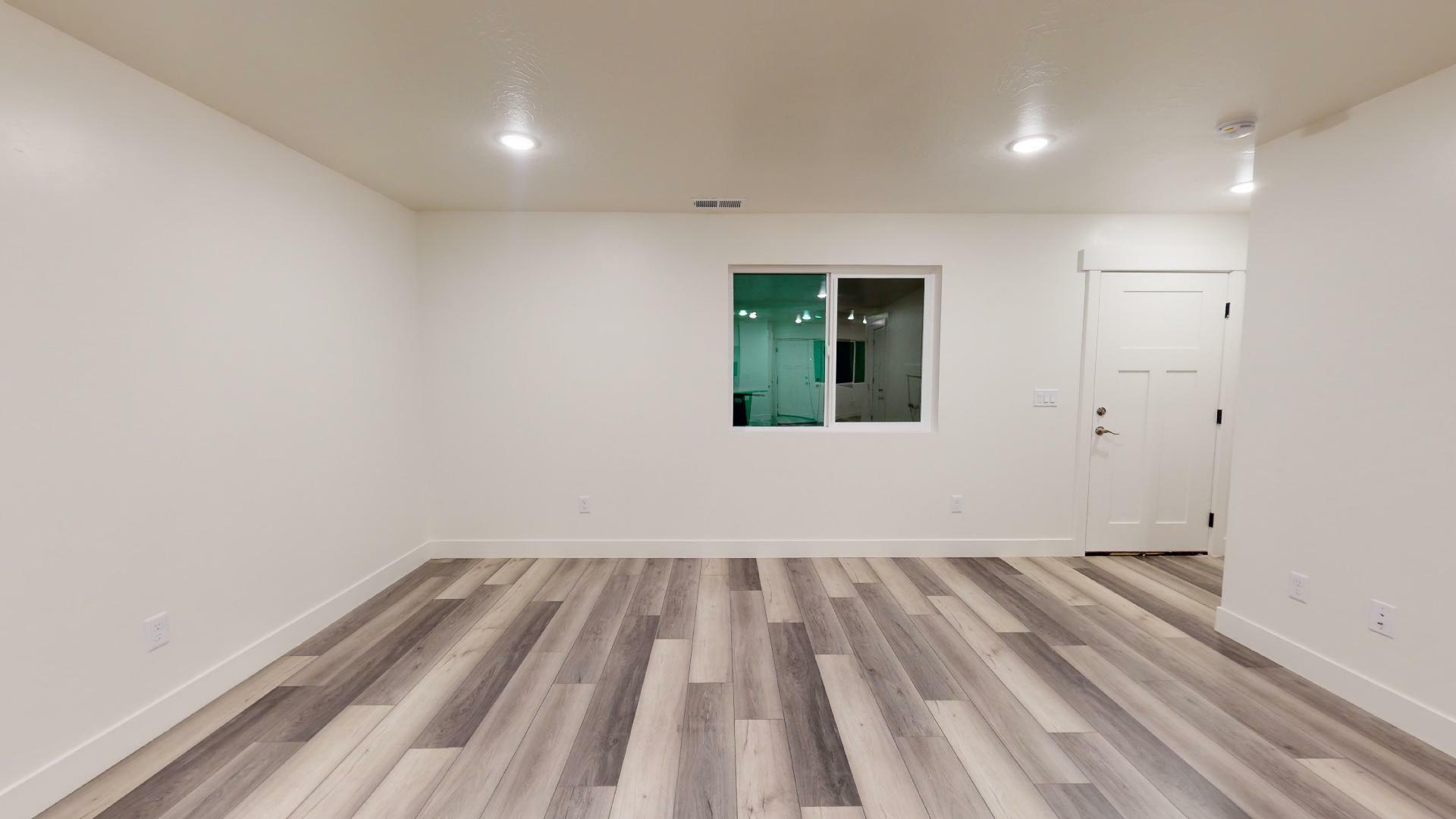 Property Photo: 920 S 25 E #18E UT 84720
