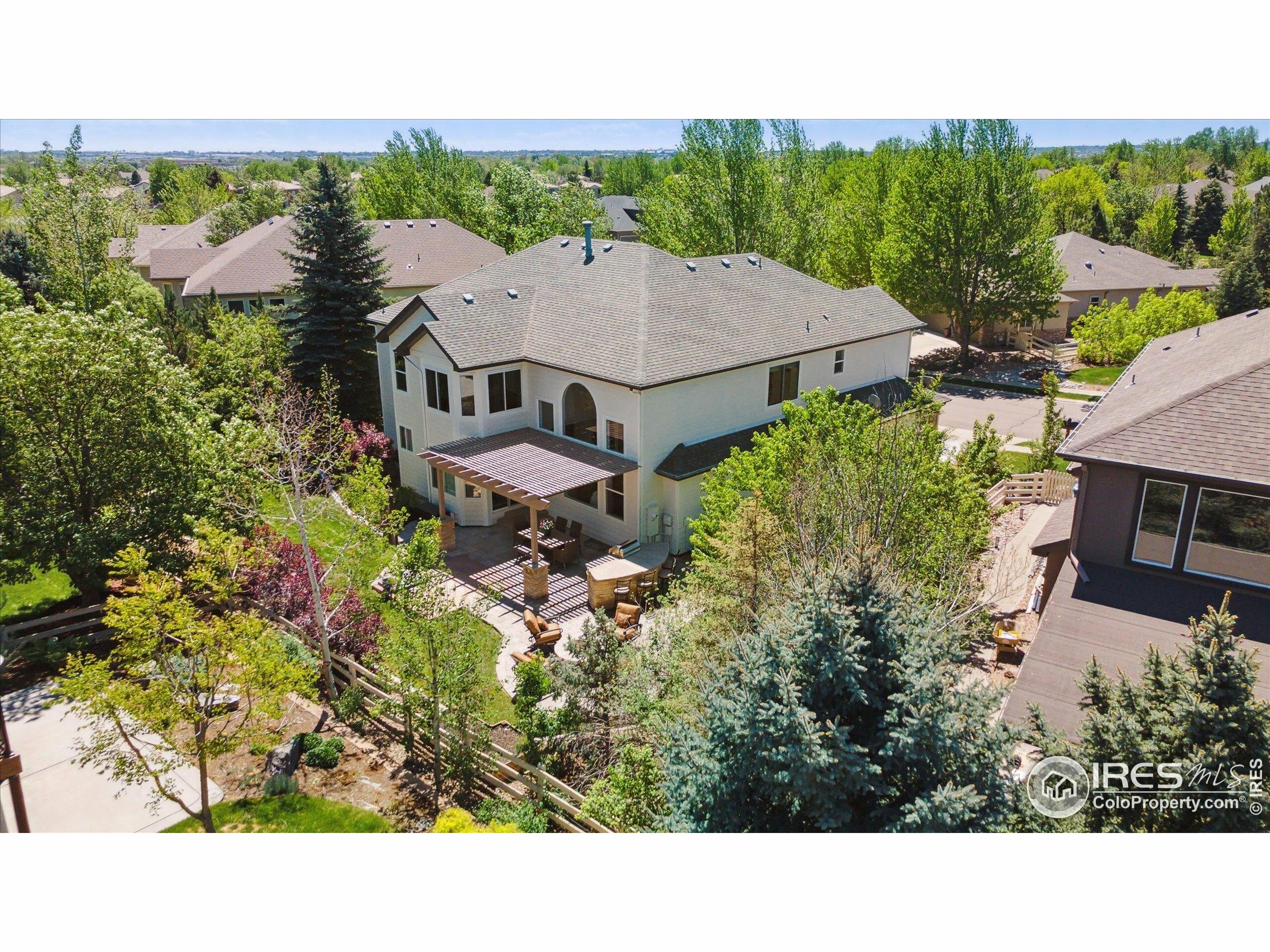 Property Photo: 3931 Stonegrass Pt CO 80023