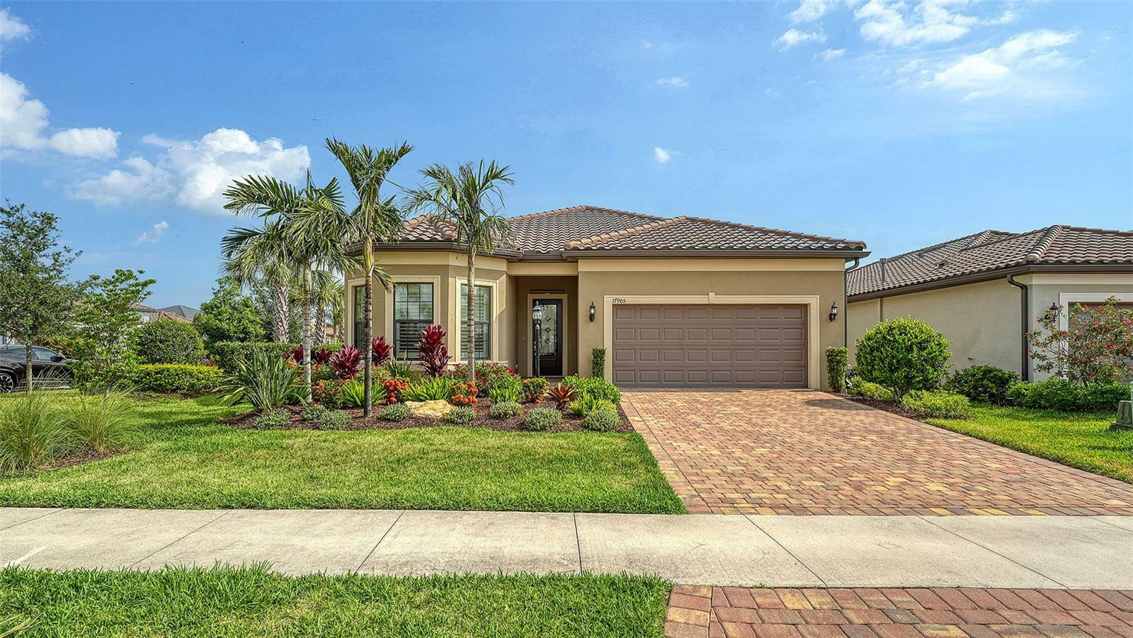 Property Photo: 17905 Waterville Place FL 34202