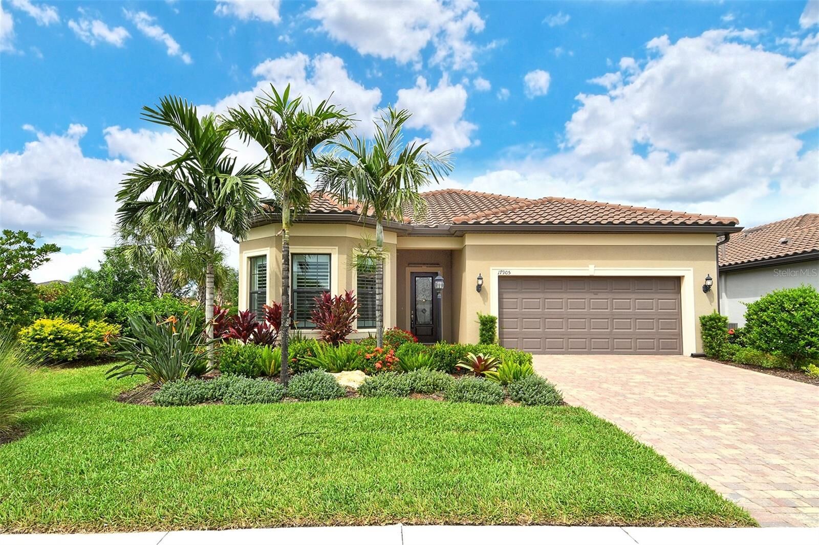 Property Photo:  17905 Waterville Place  FL 34202 