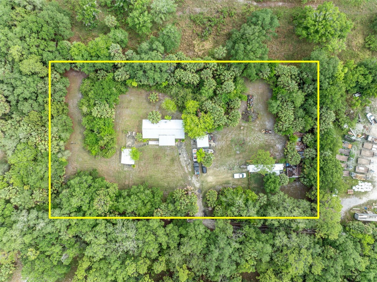 Property Photo: 20 Star Lane FL 32713