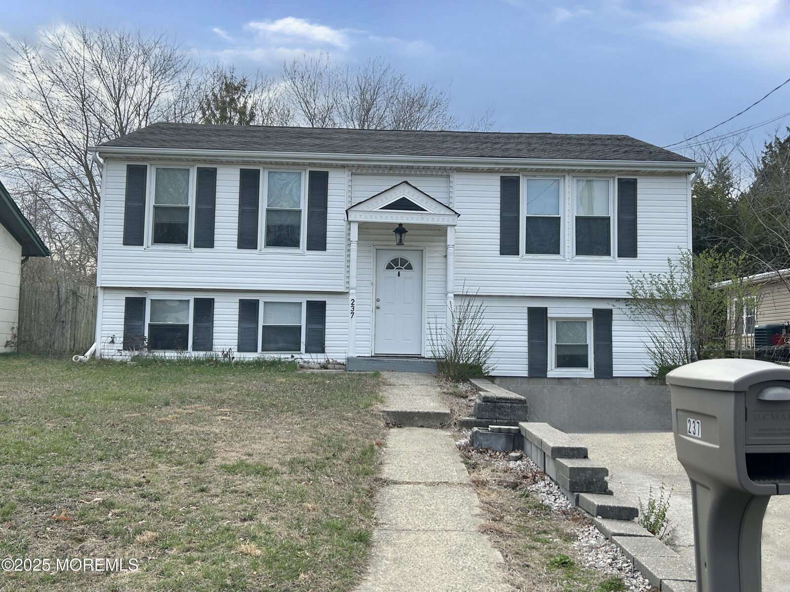 Property Photo:  237 Falcon Drive  NJ 08087 