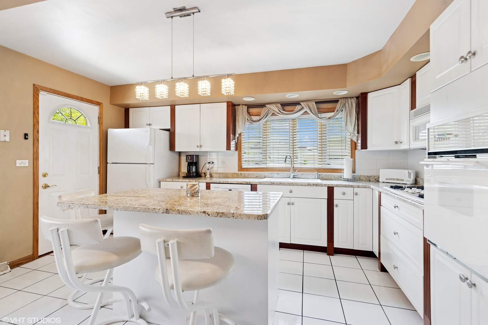 Property Photo:  10720 Wakefield Street  IL 60154 