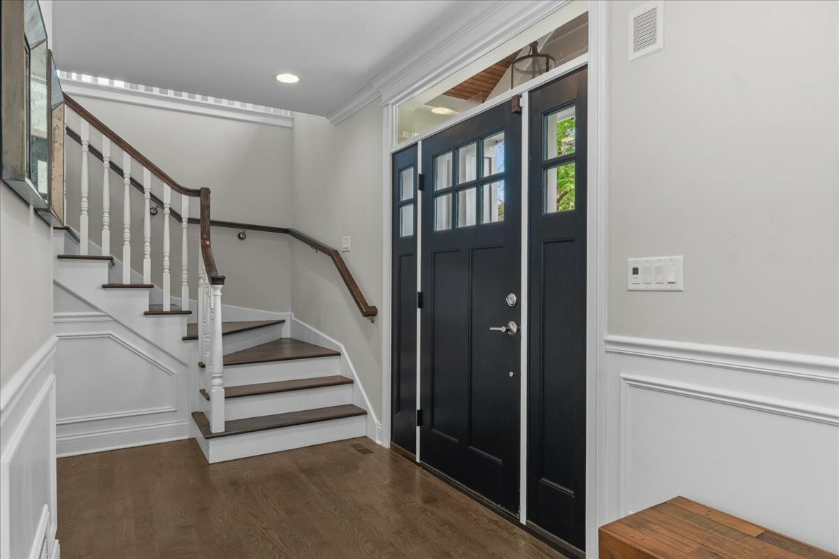 Property Photo: 265 Ivy Lane IL 60035