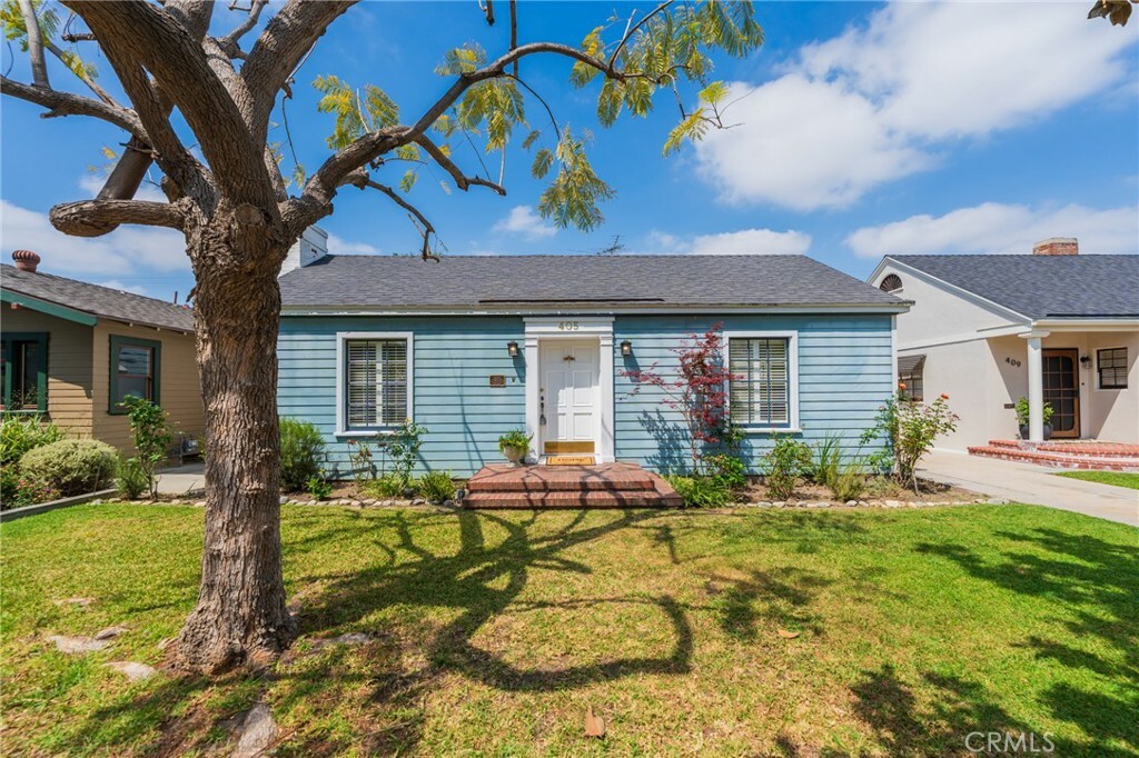 Property Photo: 405 N Pine Street CA 92805