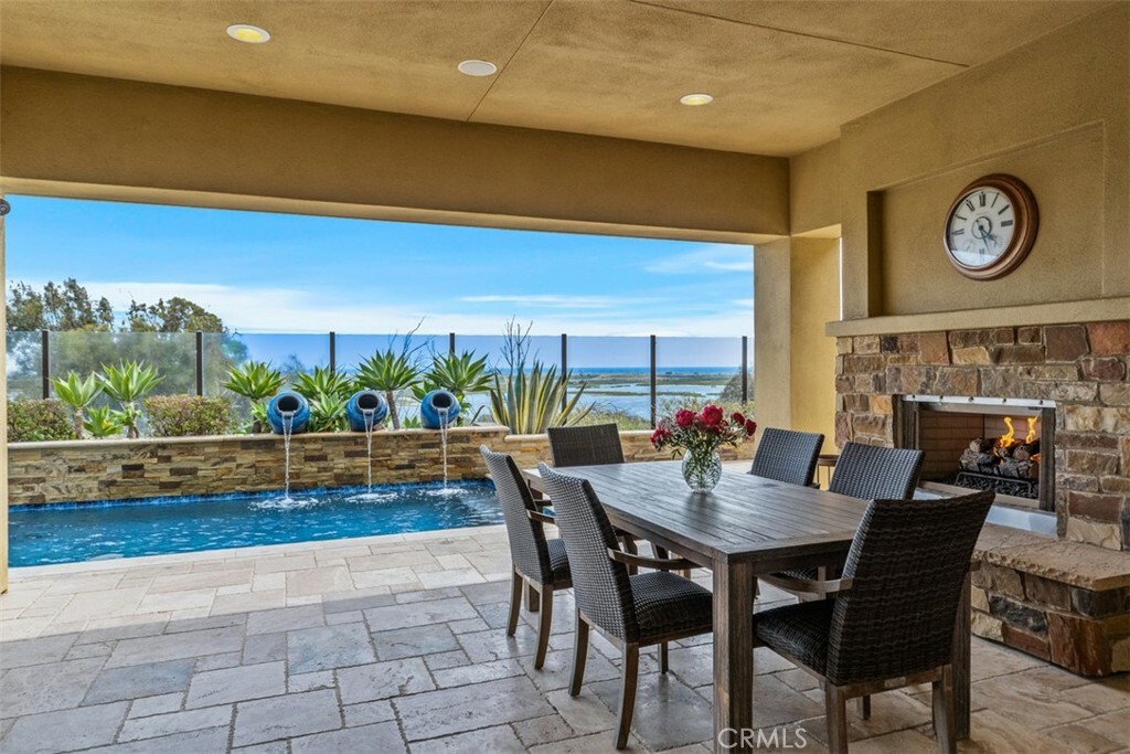 Property Photo: 4762 Oceanridge Drive CA 92649