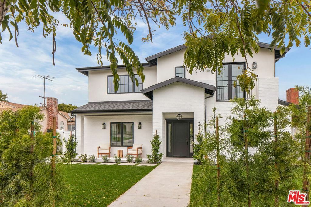 2455 23rd Street  Santa Monica CA 90405 photo