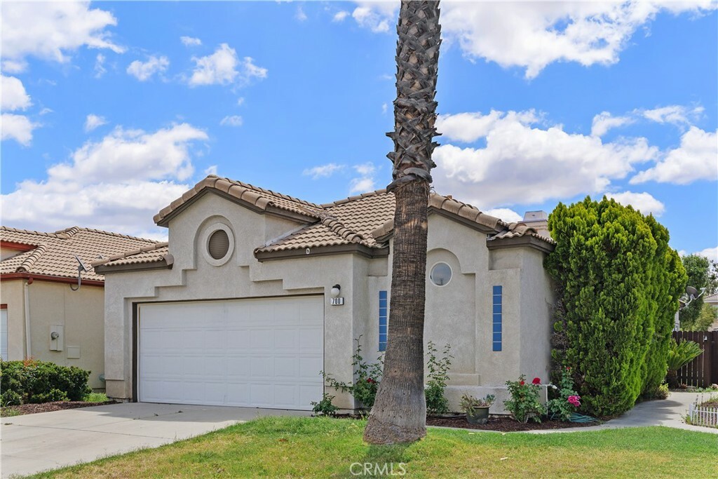 700 Attenborough  San Jacinto CA 92583 photo