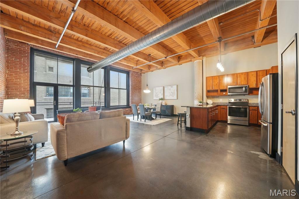 Property Photo: 1113 Washington Avenue 317 MO 63101