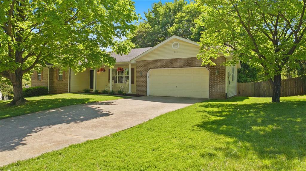 Property Photo: 918 Southwind Court IL 62234