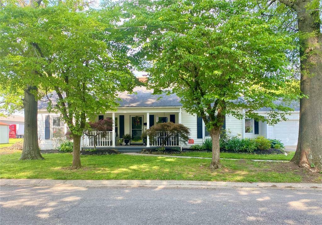 207 S Thorn Street  Charleston MO 63834 photo