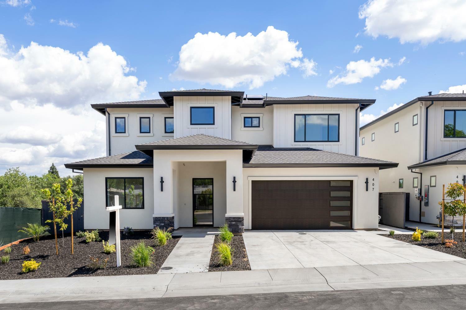 Property Photo: 407 East Street CA 95678