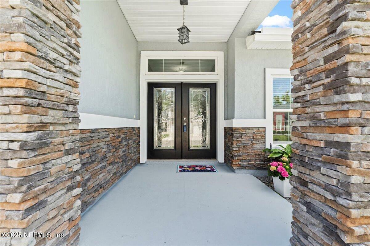 Property Photo: 3521 Grand Victoria Court FL 32043