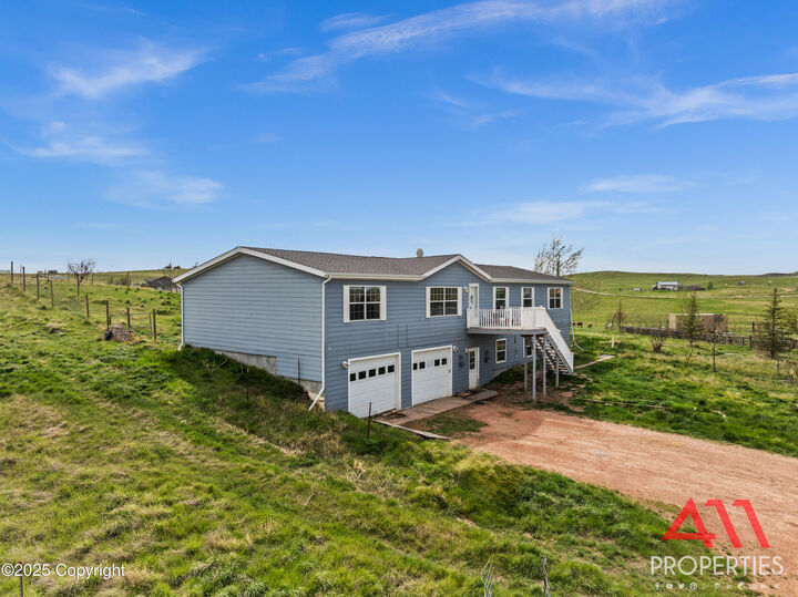 Property Photo: 14 Lowery Ranch Rd - WY 82718