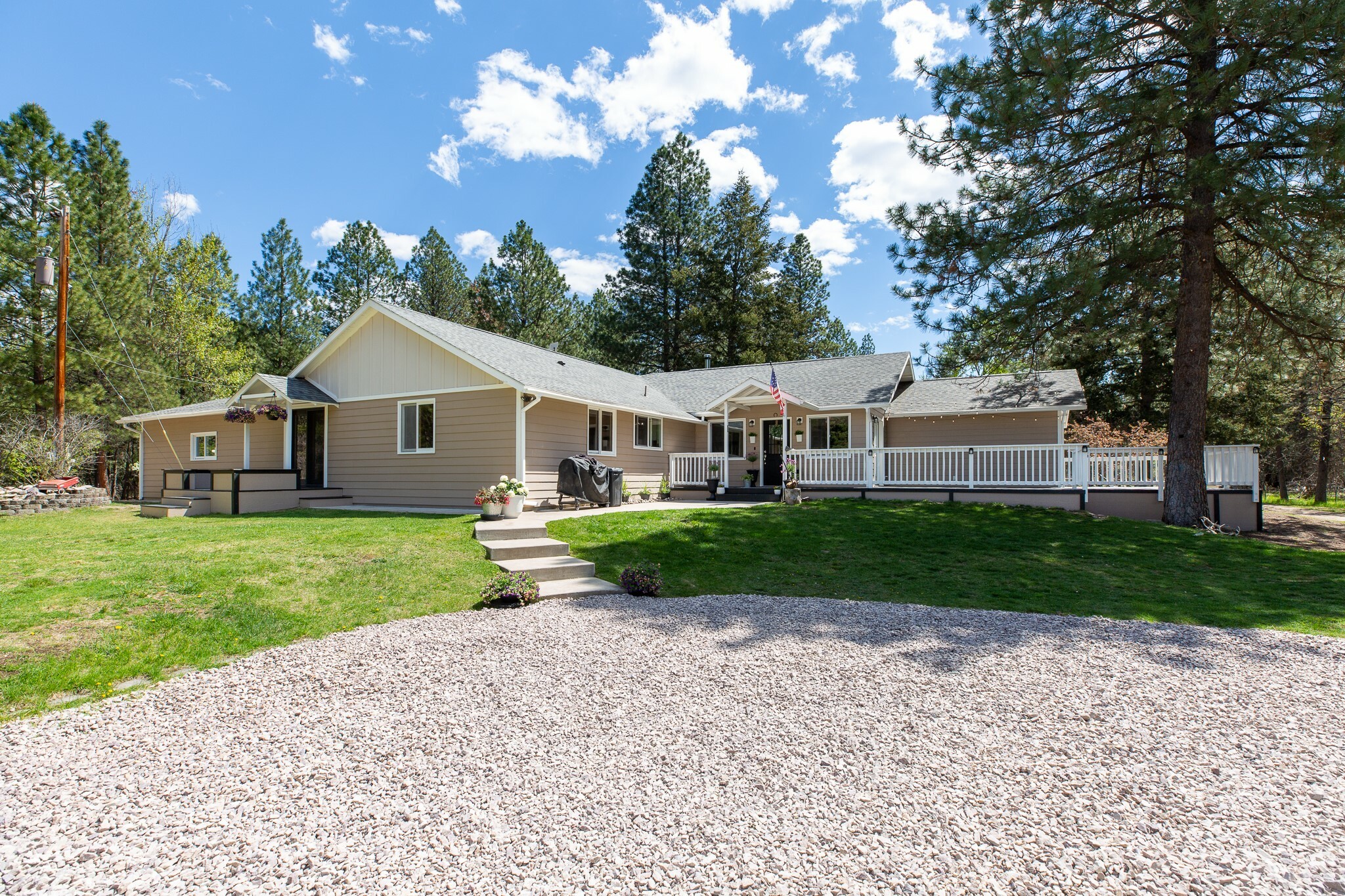 6400 Boondock Lane  Clinton MT 59825 photo