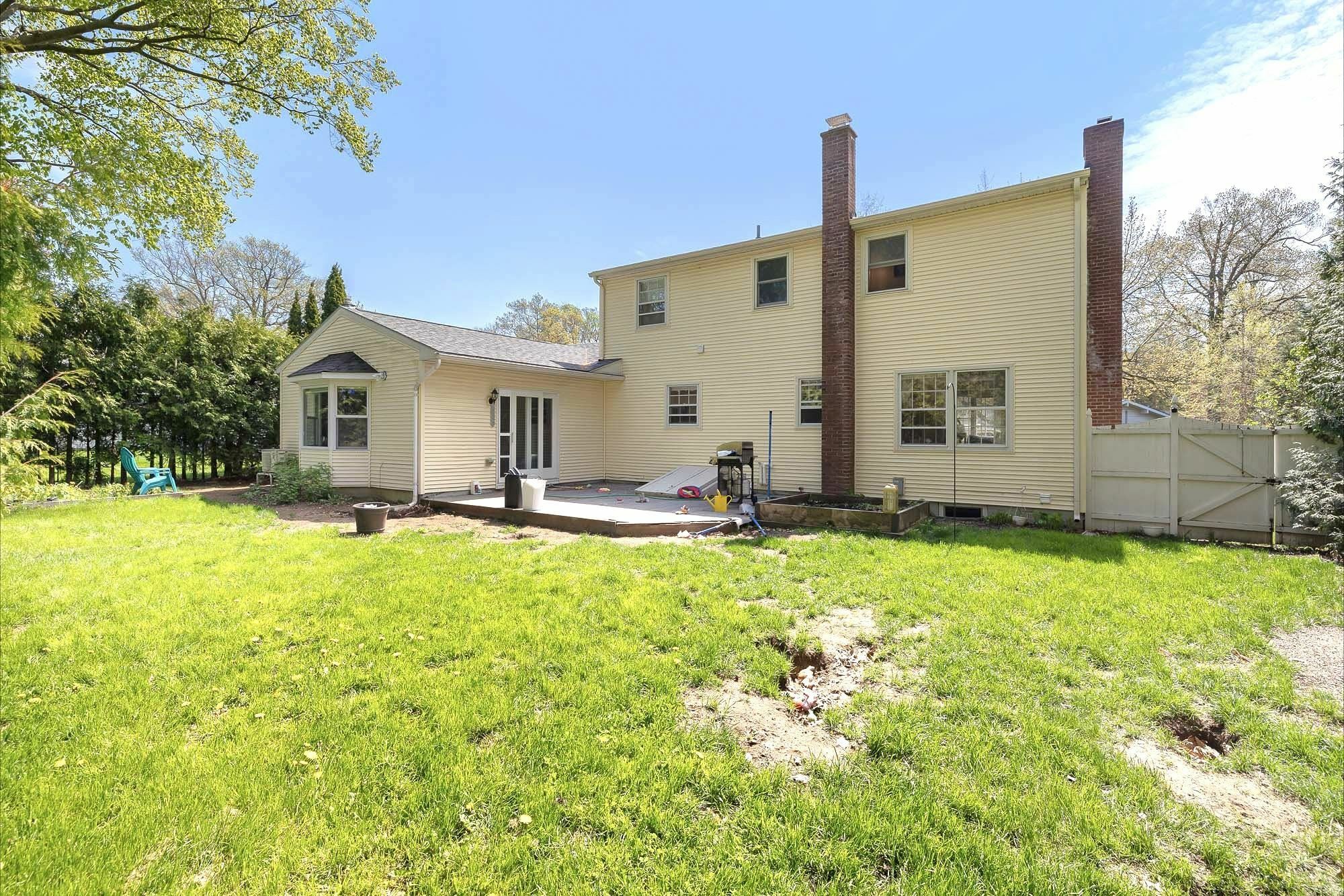 Property Photo: 120 Lakewood Parkway VT 05408