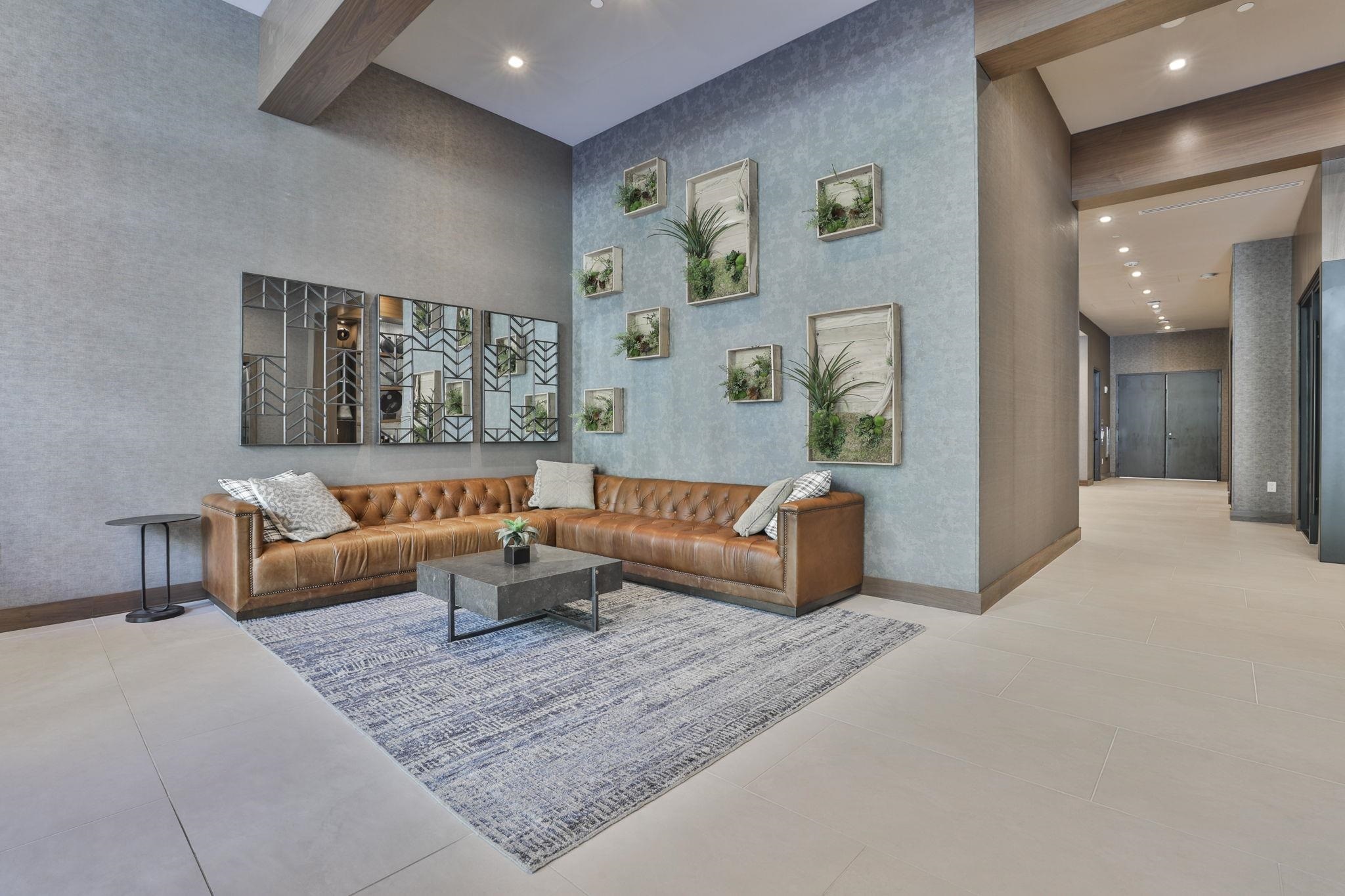 Property Photo: 18 Artisan Drive NH 03076