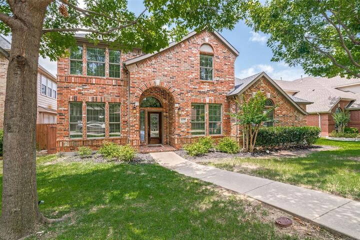 Property Photo: 1370 Misty Cove TX 75087