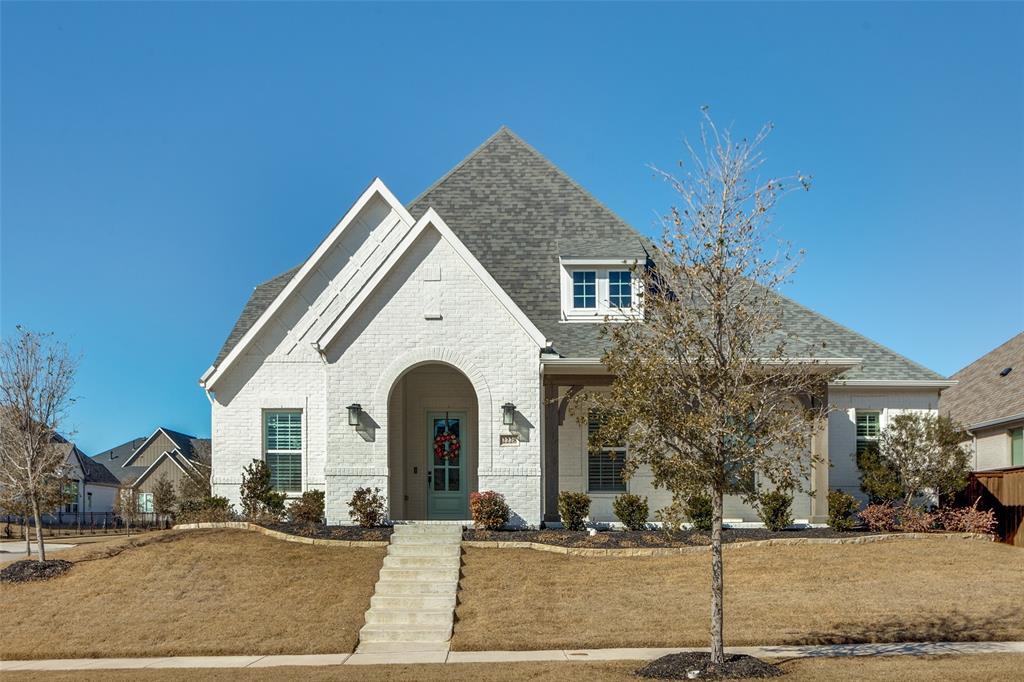 Property Photo: 2228 Sandrellan Street TX 76008