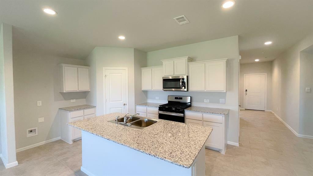 Property Photo: 13484 Stage Coach Lane TX 76035