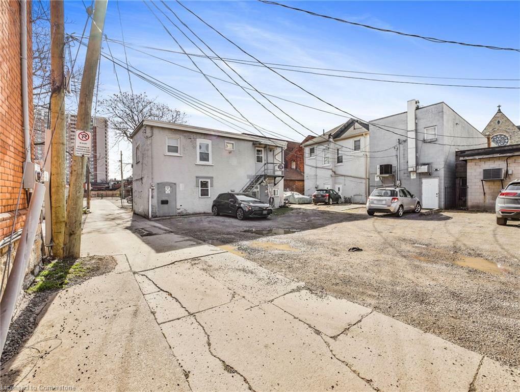 Property Photo: 14 Victoria Avenue N ON L8L 5E1