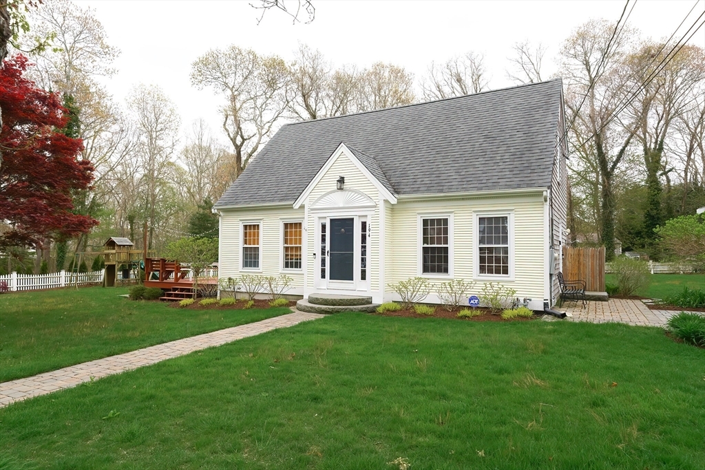 Property Photo: 194 Old Colony Rd MA 02601