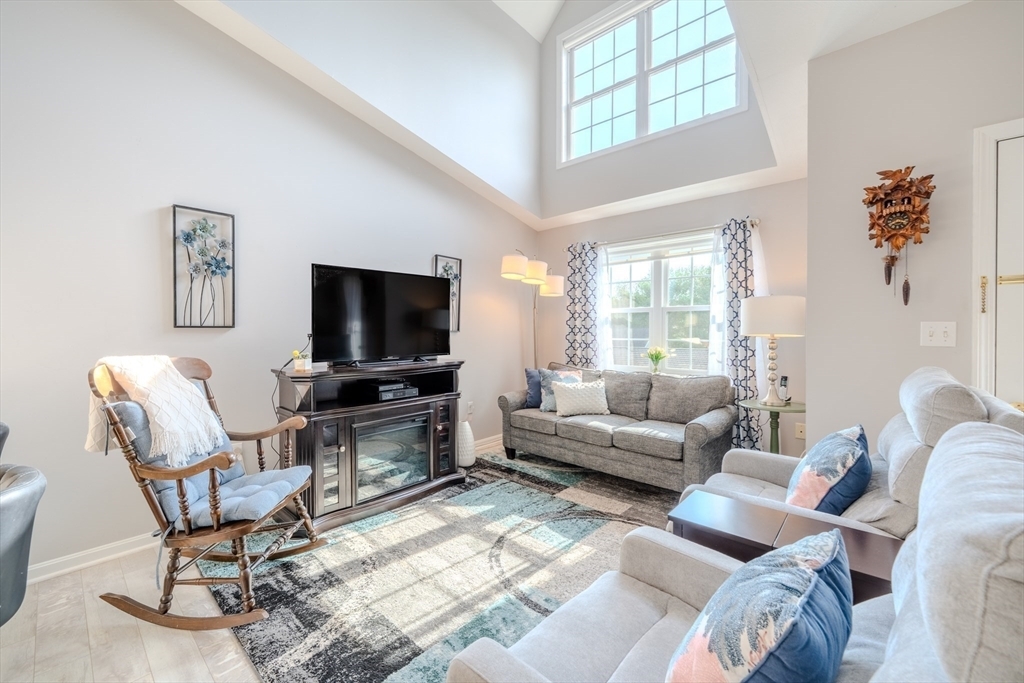 24 Eagle Dr 24  Tewksbury MA 01876 photo