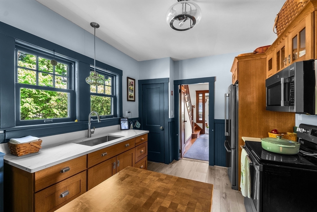 Property Photo: 296 N Main St MA 02025