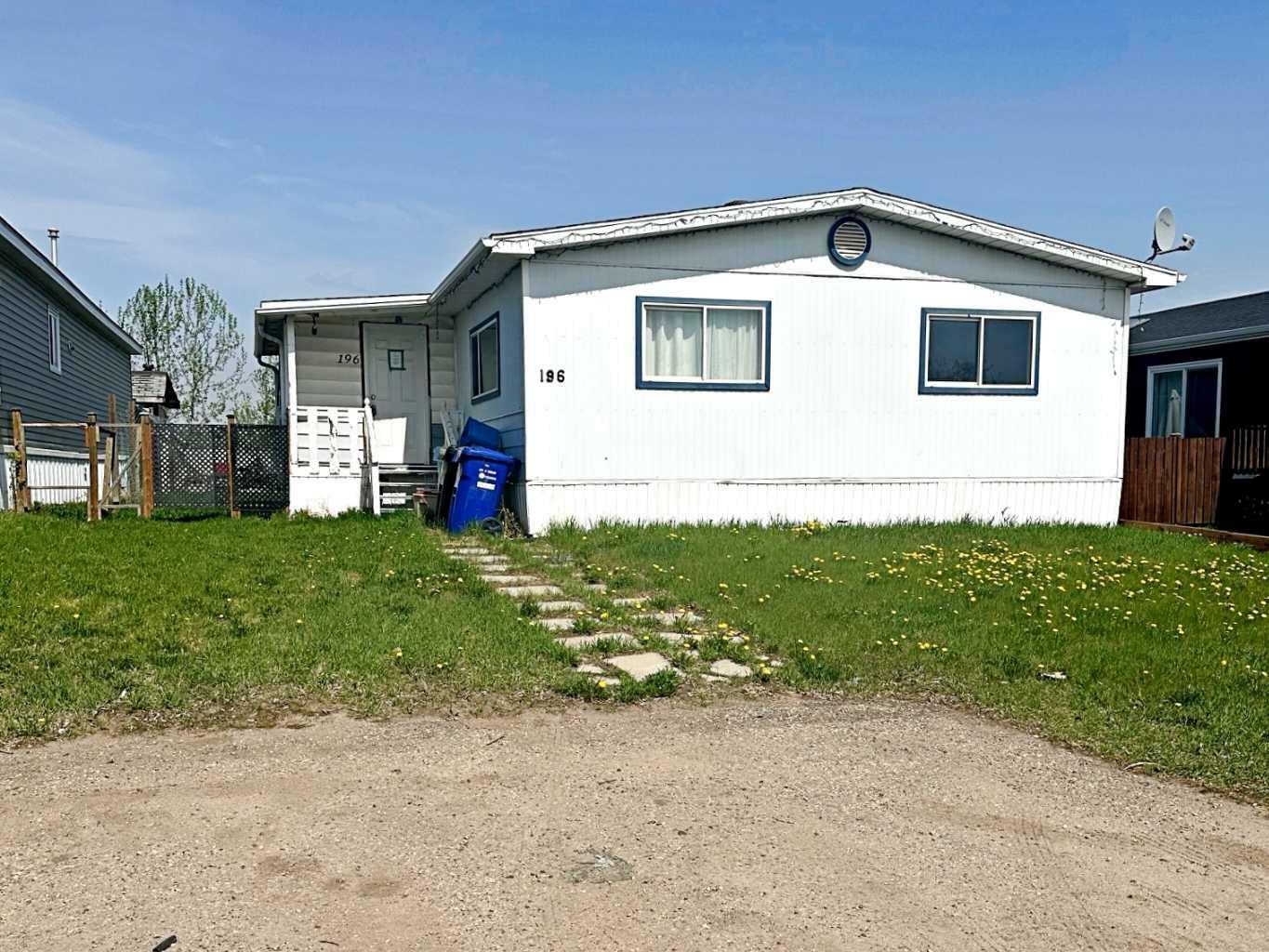 Photo de la propriété: 196 Greely Road AB T9H 3Y6