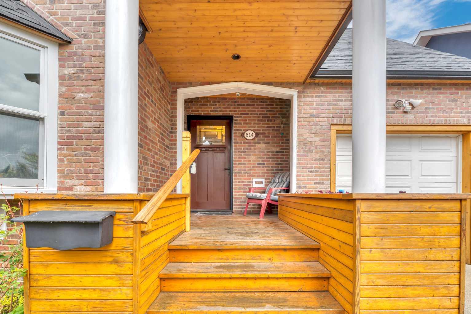 Property Photo: 514 Scarboro Avenue SW AB T3C 2H6