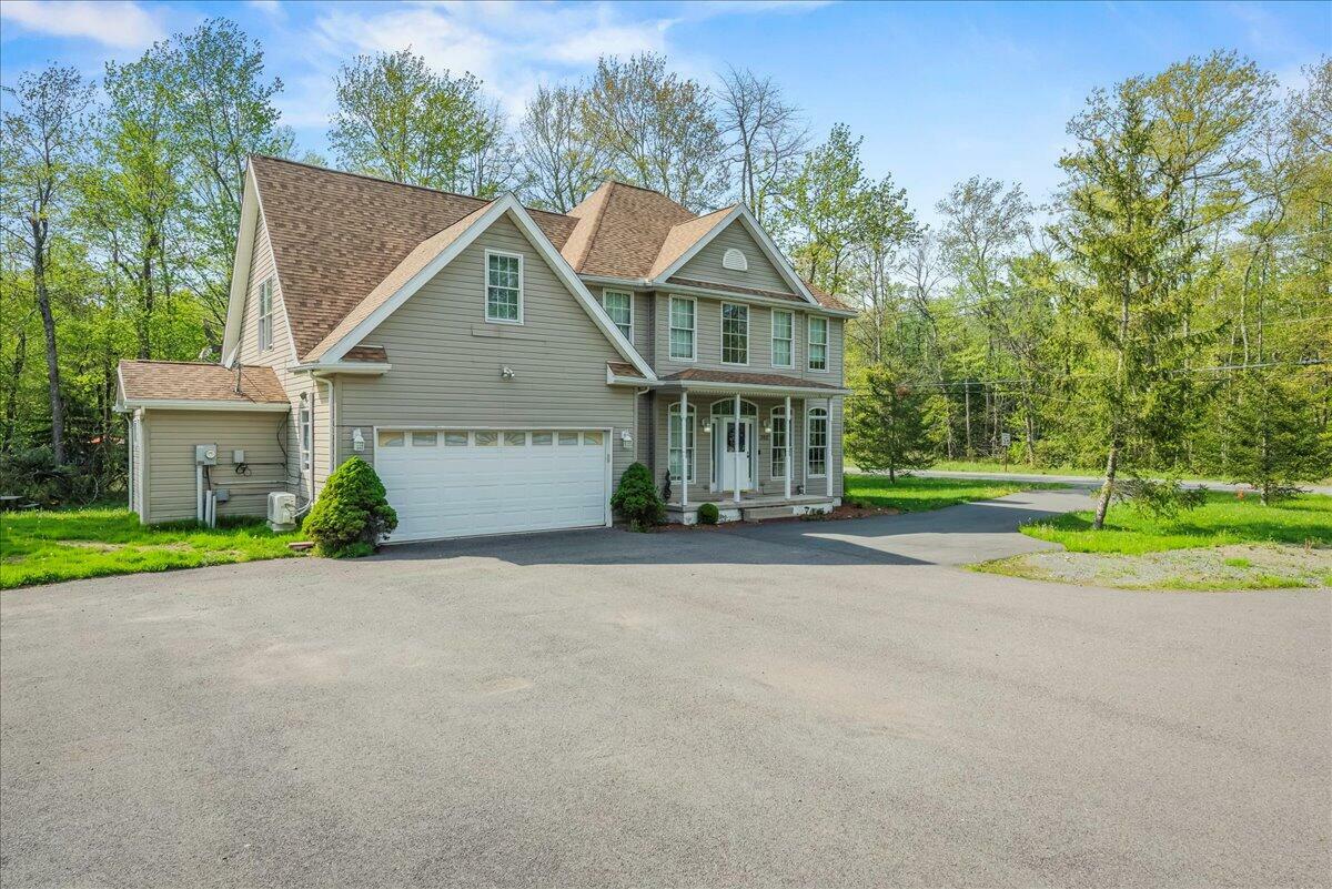 Property Photo: 392 Hemlock Drive PA 18466