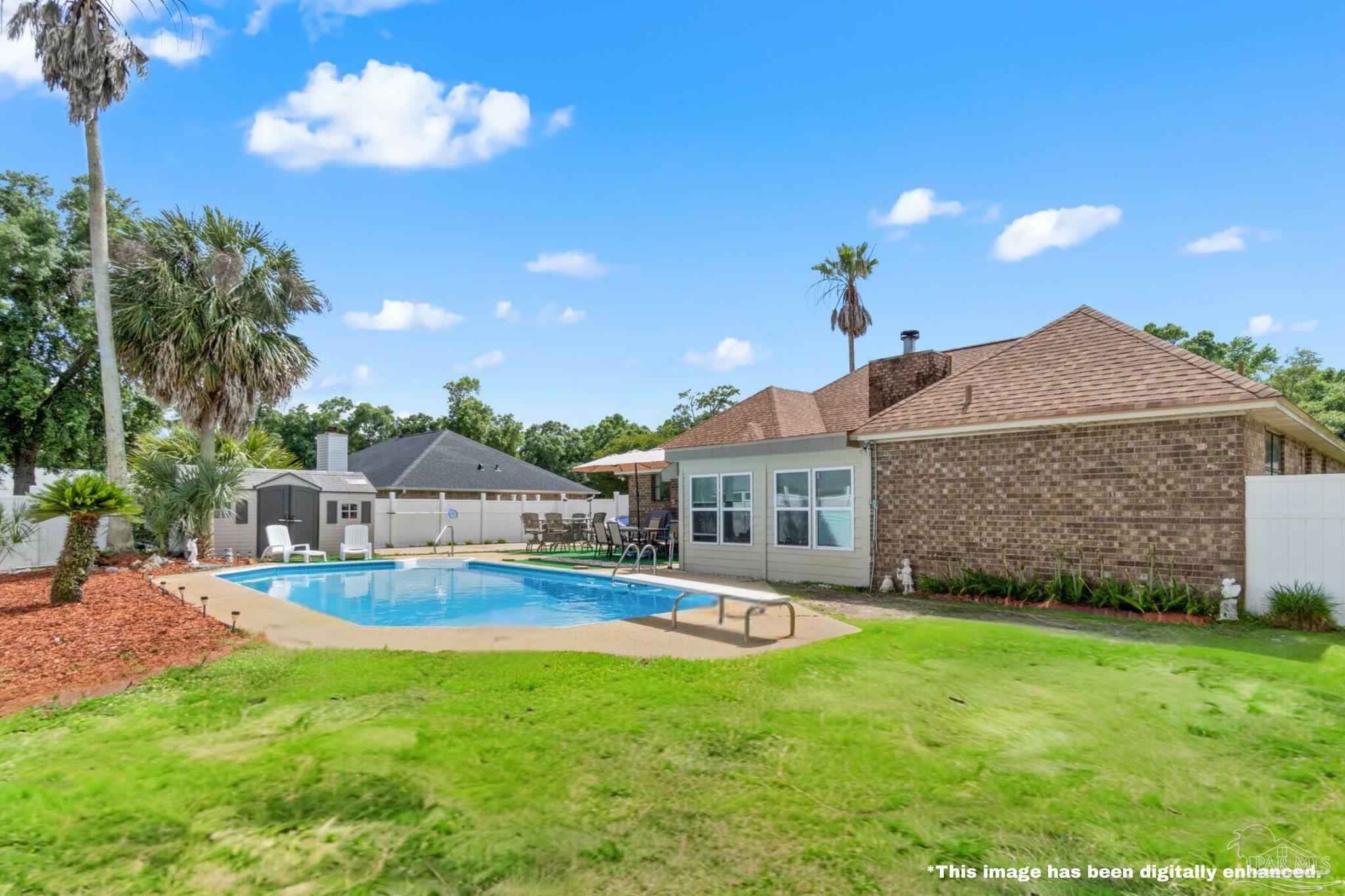 Property Photo: 8560 Westview Ln FL 32514