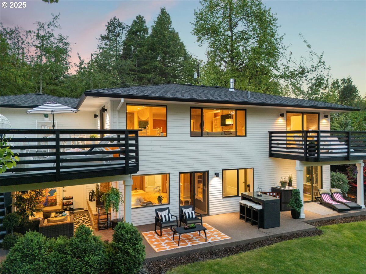 Property Photo:  14360 Uplands Dr  OR 97034 