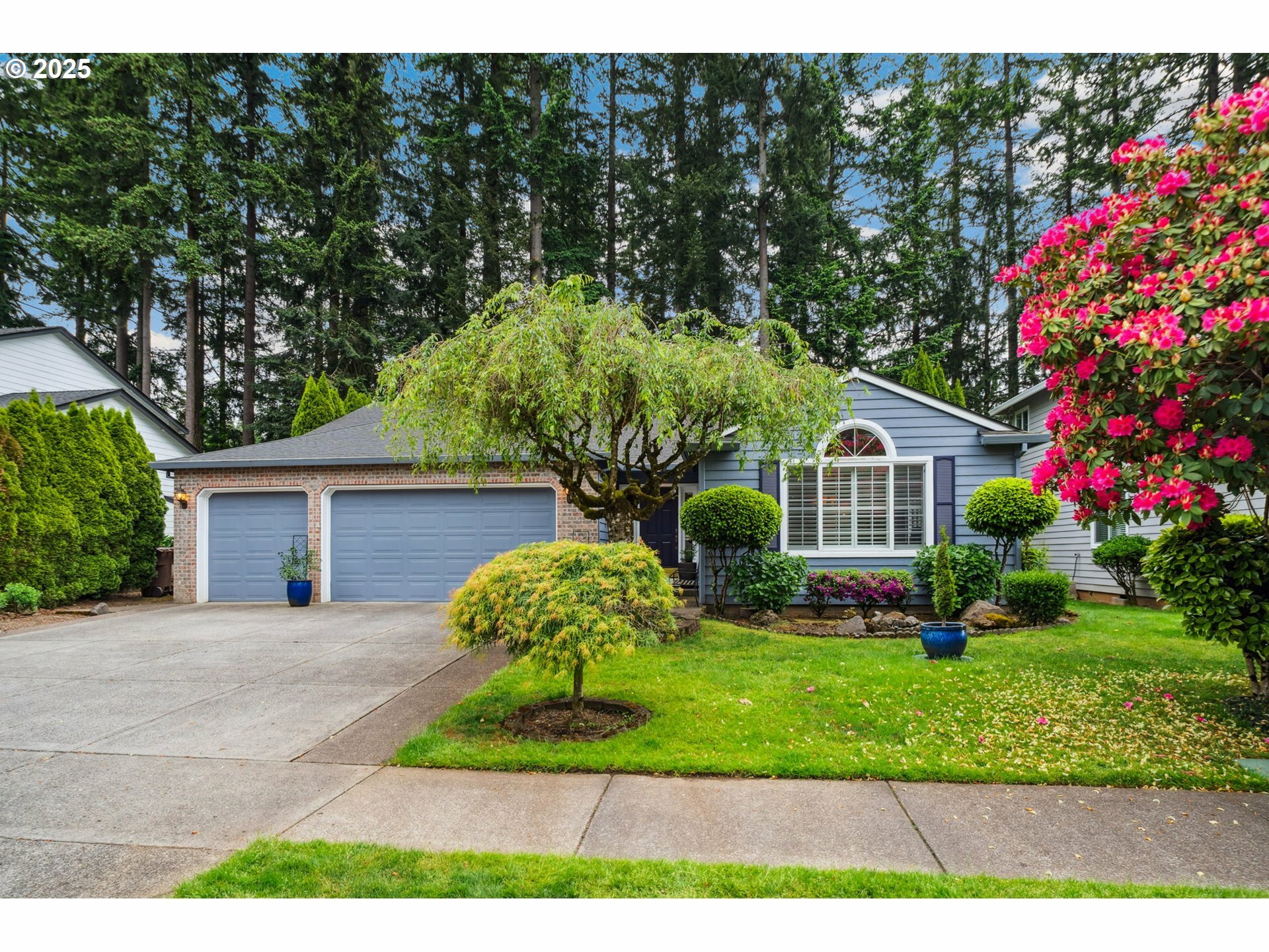 Property Photo: 2348 NW 45th Ave WA 98607