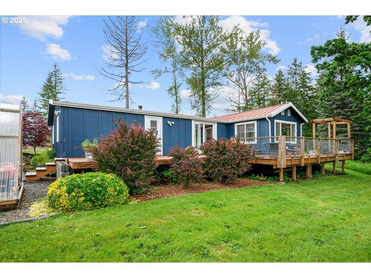 Property Photo: 31428 S Wright Rd OR 97038