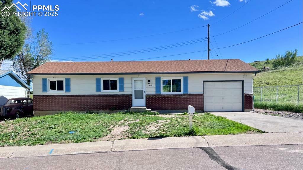 Property Photo: 1628 Kensington Drive CO 80906