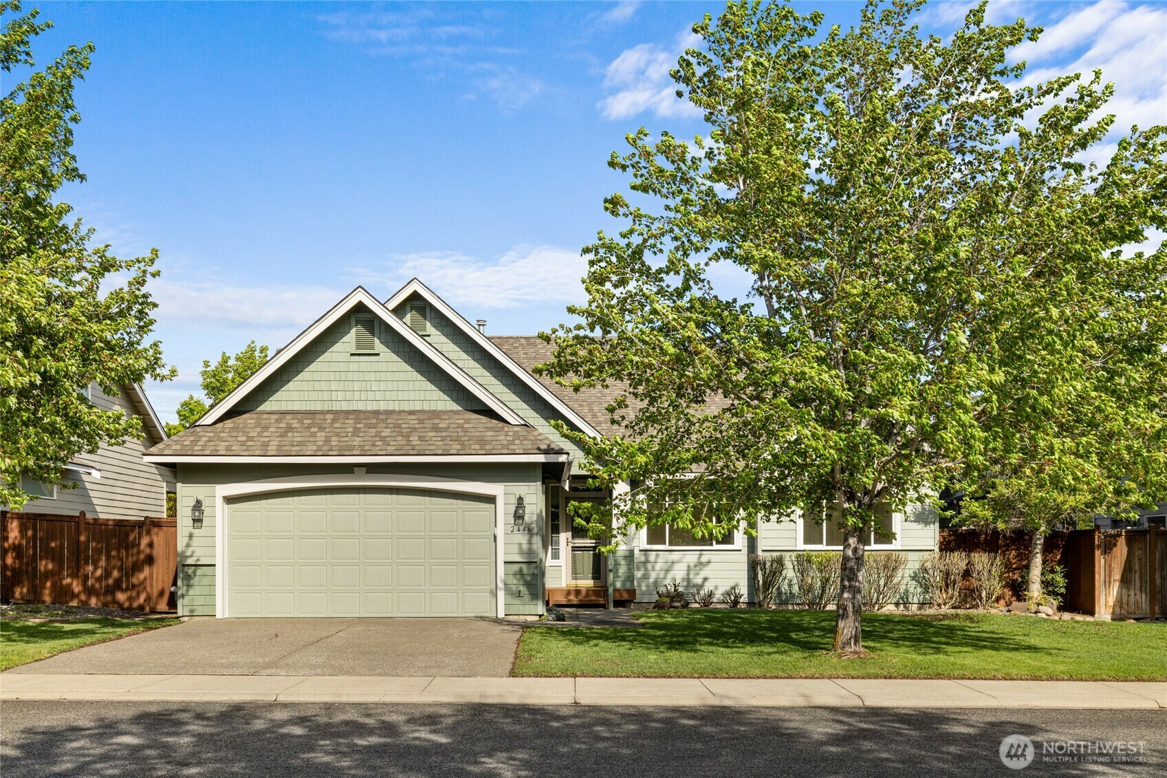 Property Photo: 2448 N Wheaton Court WA 98926