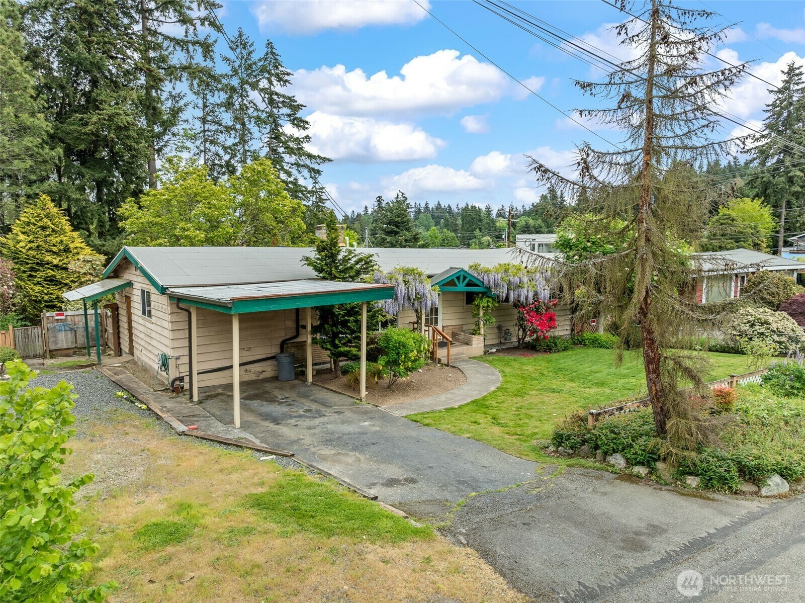Property Photo: 24117 77th Place W WA 98026