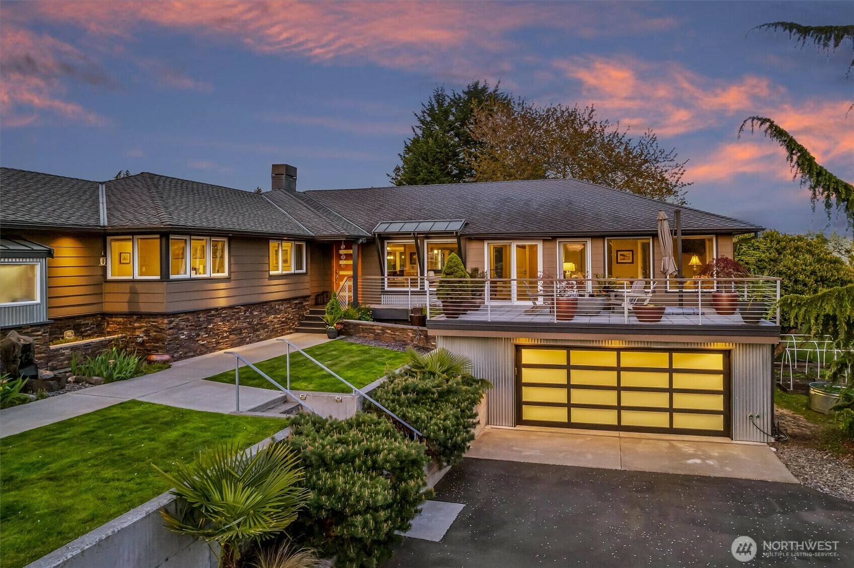 Property Photo: 1507 114th Drive NE WA 98258