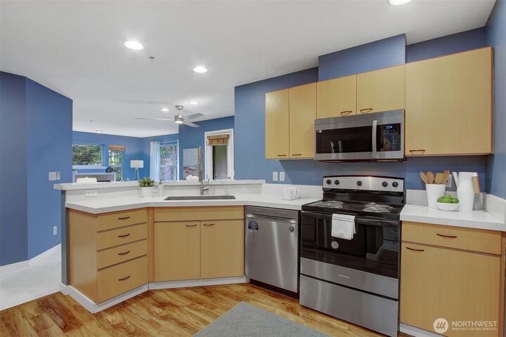 Property Photo:  20802  72nd Avenue W 304  WA 98026 