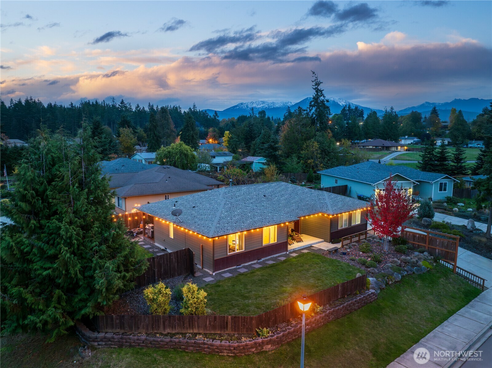 Property Photo: 1003 O Street WA 98363
