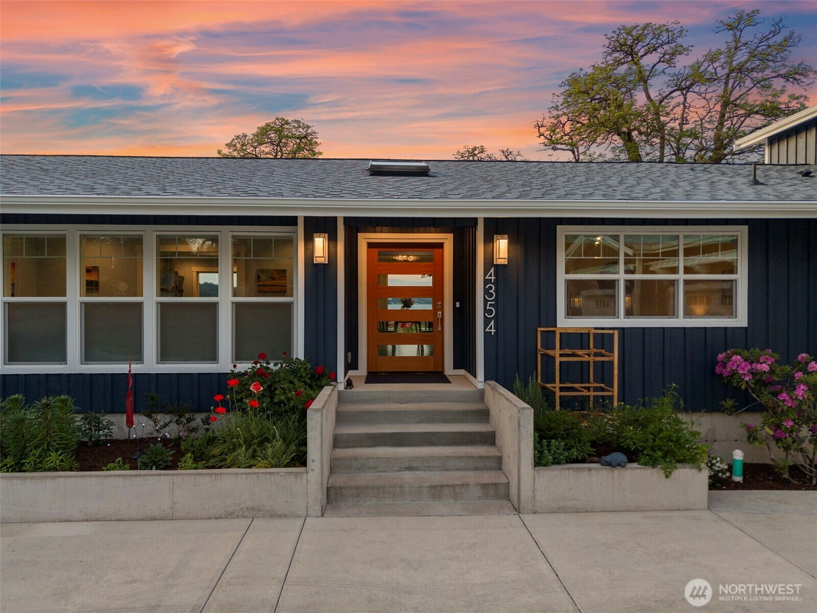 Property Photo: 4354 Dyes Inlet Road NW WA 98312