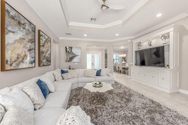Property Photo: 5211 SW Blue Daze Way FL 34990