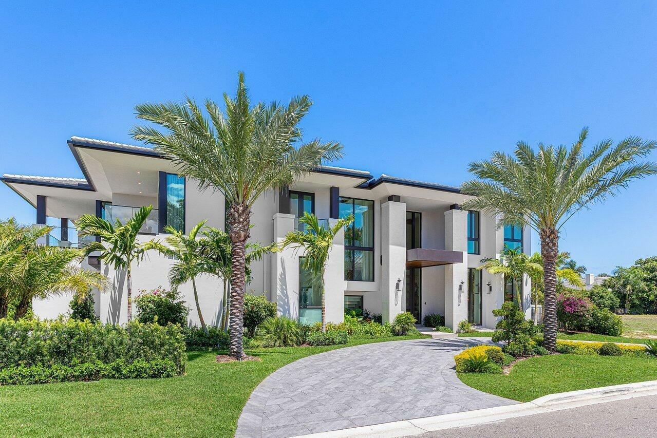 Property Photo: 2498 Queen Palm Road FL 33432