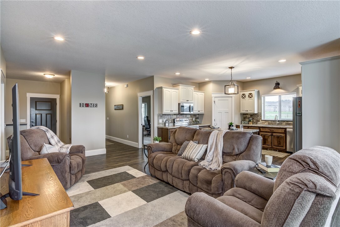 Property Photo: 1215 Brooke Court WI 54729